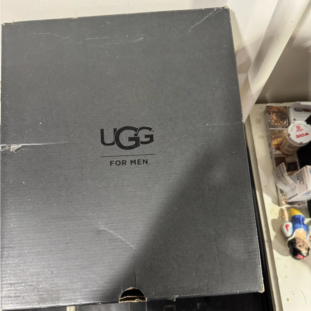 Uggs Men - classic Toggle Waterproof Boots